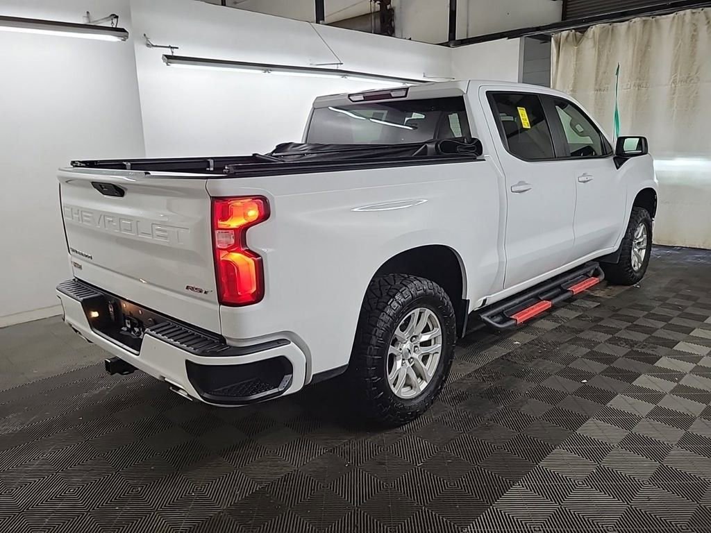 2021 Chevrolet Silverado 1500 RST photo 3