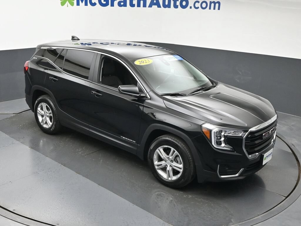 Used 2023 GMC Terrain SLE SUV