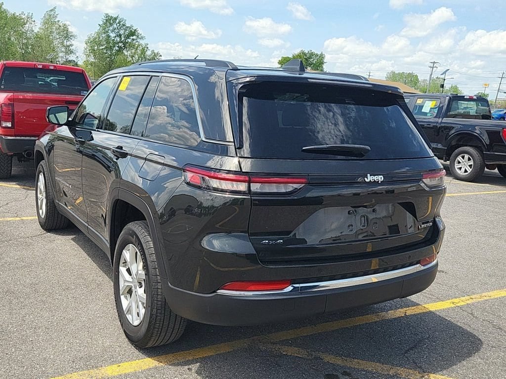 Used 2023 Jeep Grand Cherokee Limited SUV