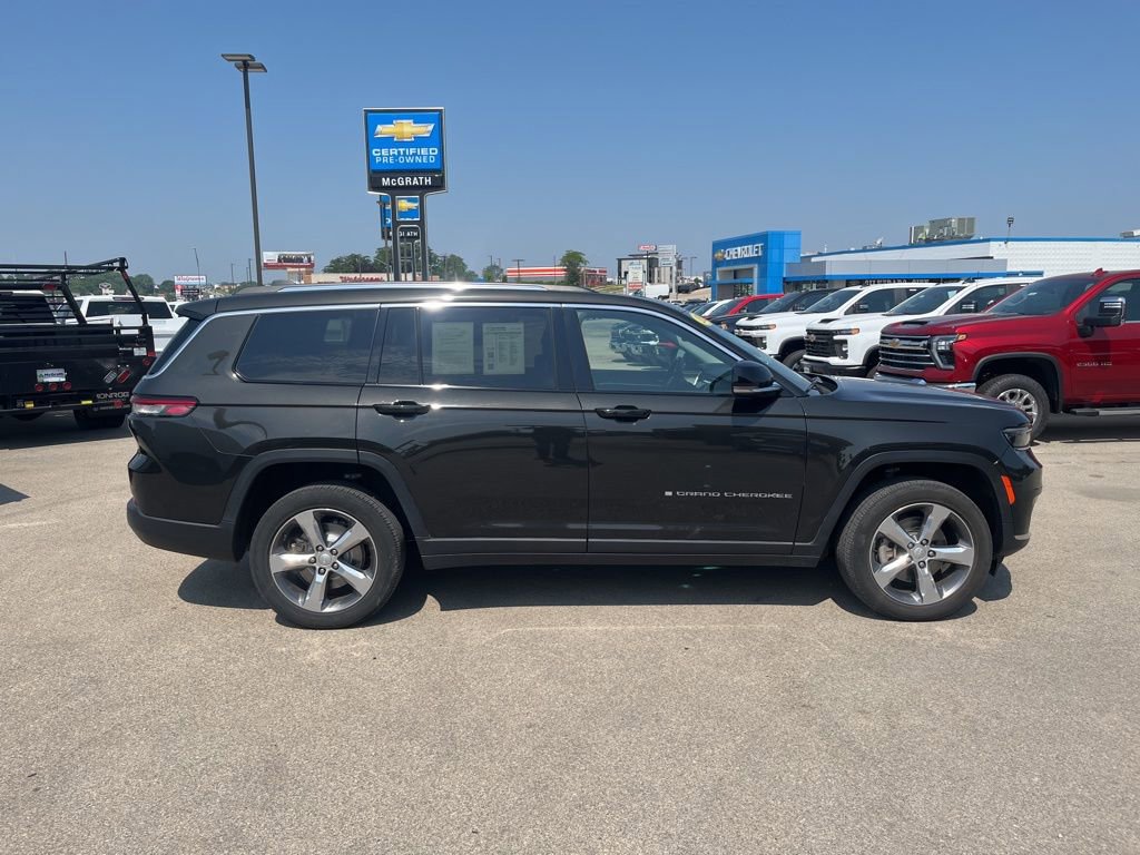 Used 2022 Jeep Grand Cherokee L Limited with VIN 1C4RJKBG3N8534676 for sale in Dubuque, IA