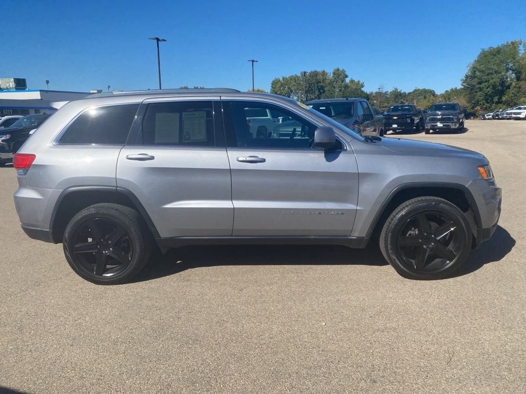 Used 2015 Jeep Grand Cherokee Laredo E with VIN 1C4RJFAG0FC802817 for sale in Cedar Rapids, IA