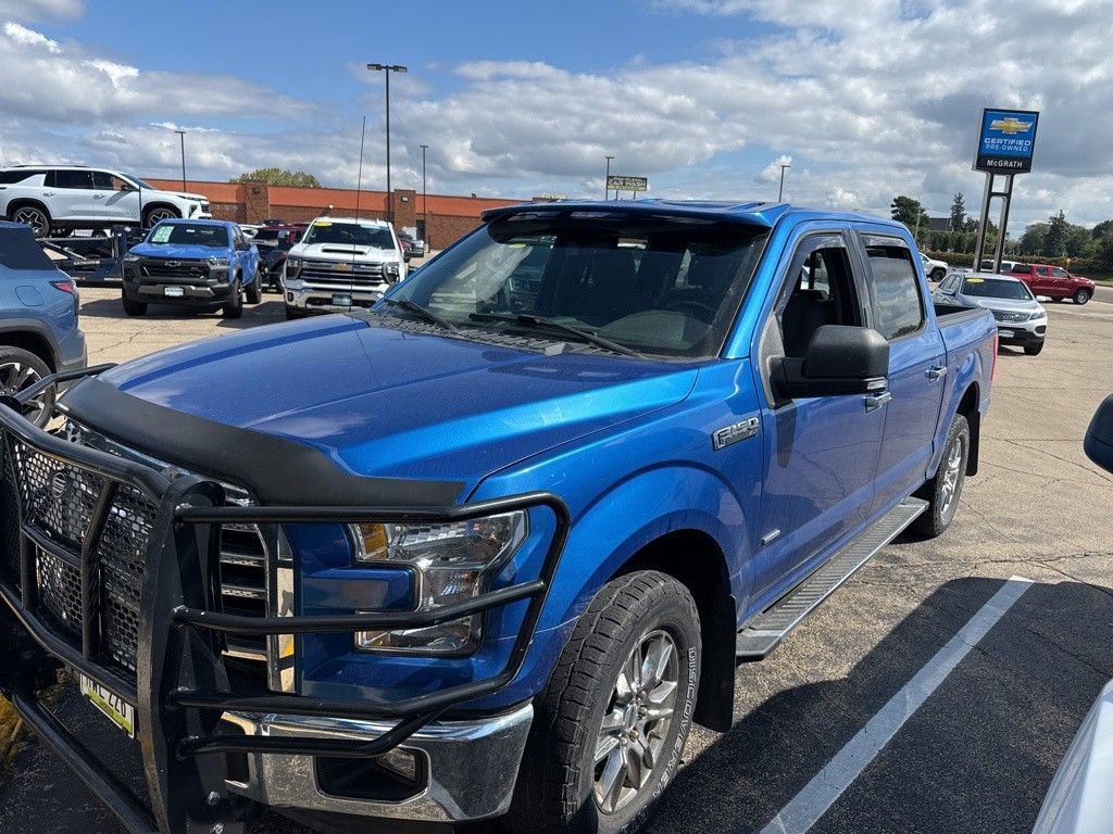 2016 Ford F-150 XLT photo 2