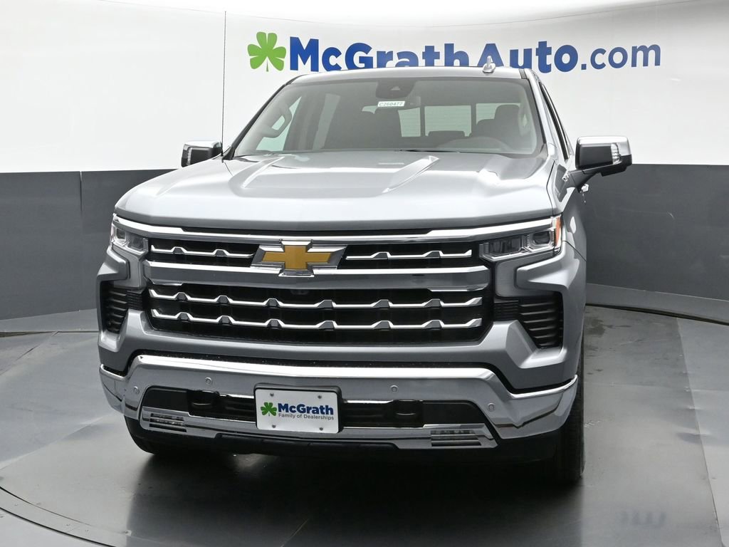 2026 Chevrolet Silverado 1500 LTZ photo 4