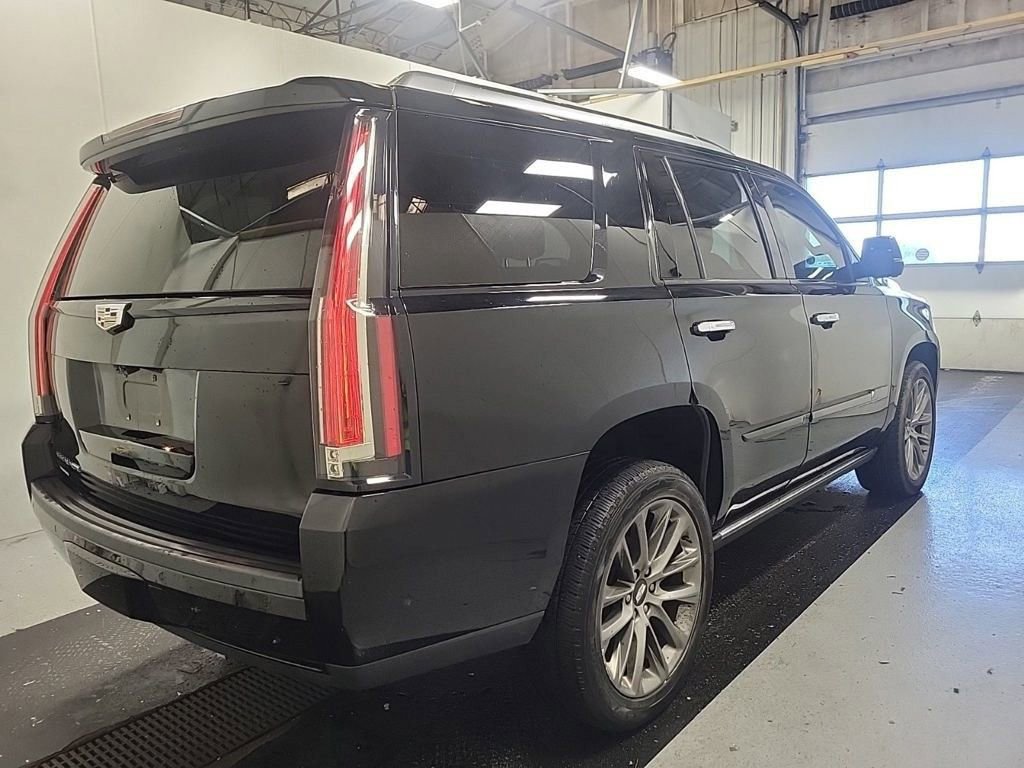 2019 Cadillac Escalade Premium Luxury photo 2