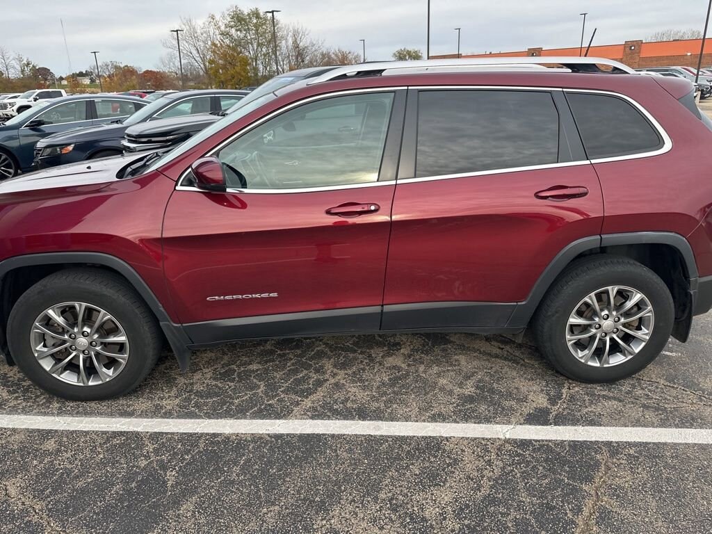 Used 2019 Jeep Cherokee Latitude Plus SUV