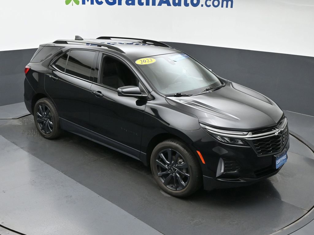 2023 Chevrolet Equinox RS photo 2