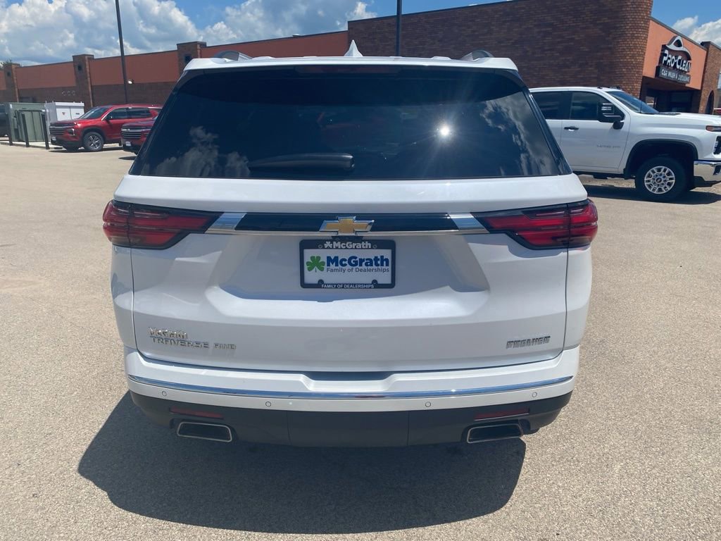 2022 Chevrolet Traverse Premier photo 4