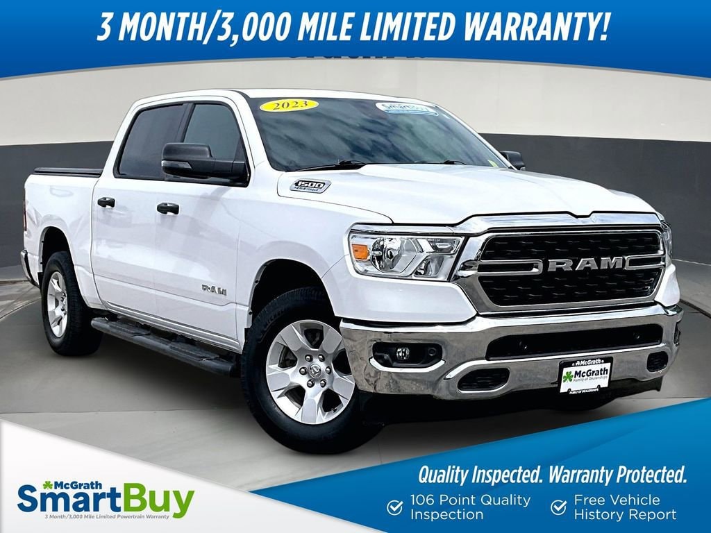 2023 RAM 1500 Big Horn/Lone Star 4x4 Crew Cab 5'7's photo
