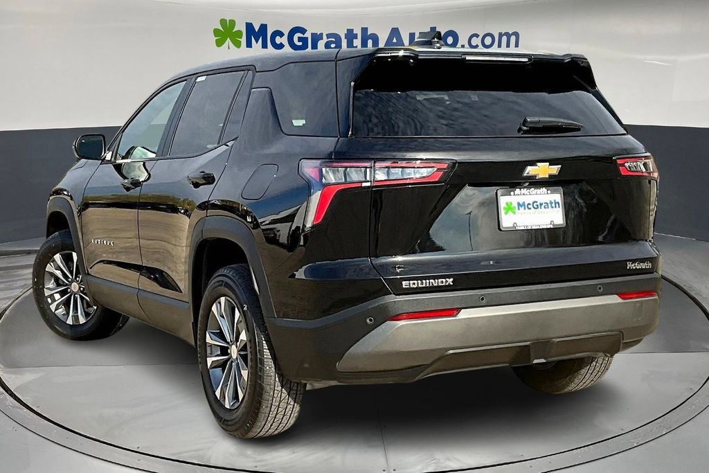 2025 Chevrolet Equinox LT photo 4
