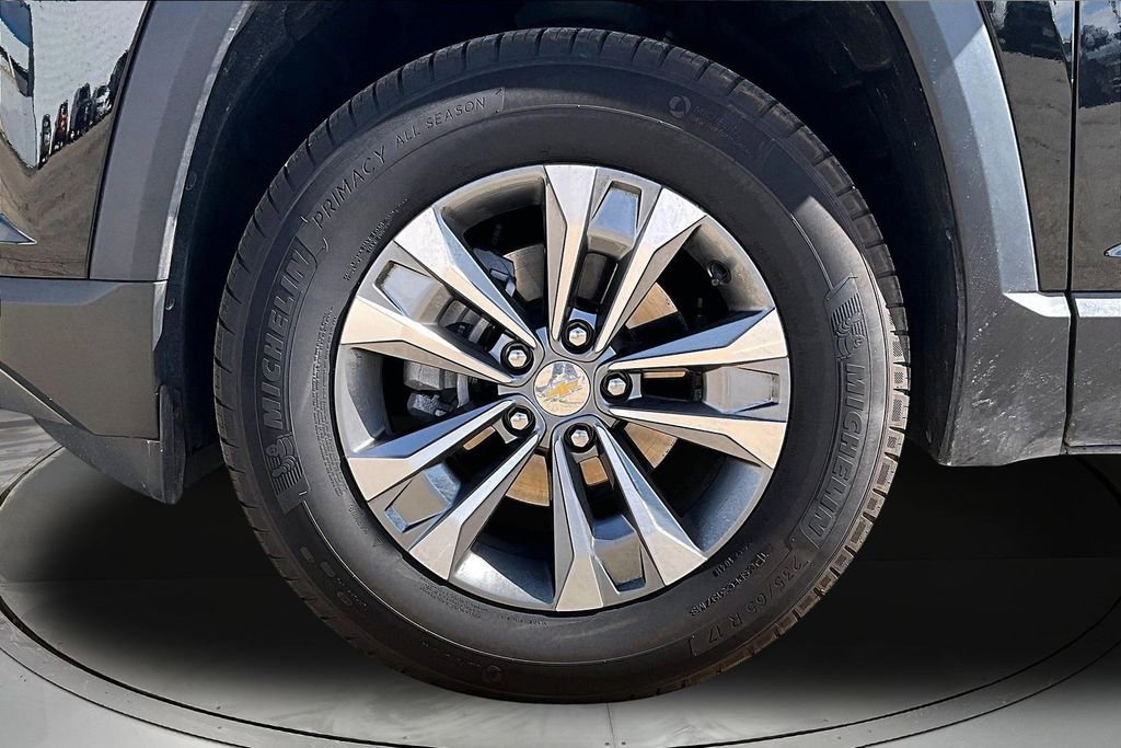 2025 Chevrolet Equinox LT - Photo 36
