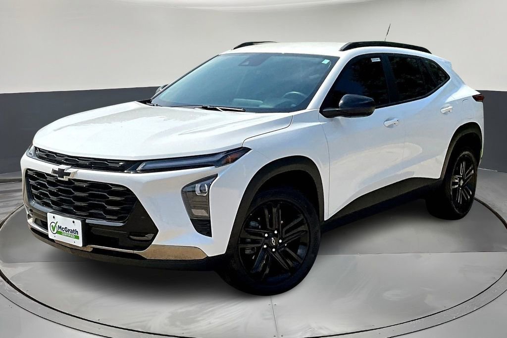 2024 Chevrolet Trax ACTIV photo 2