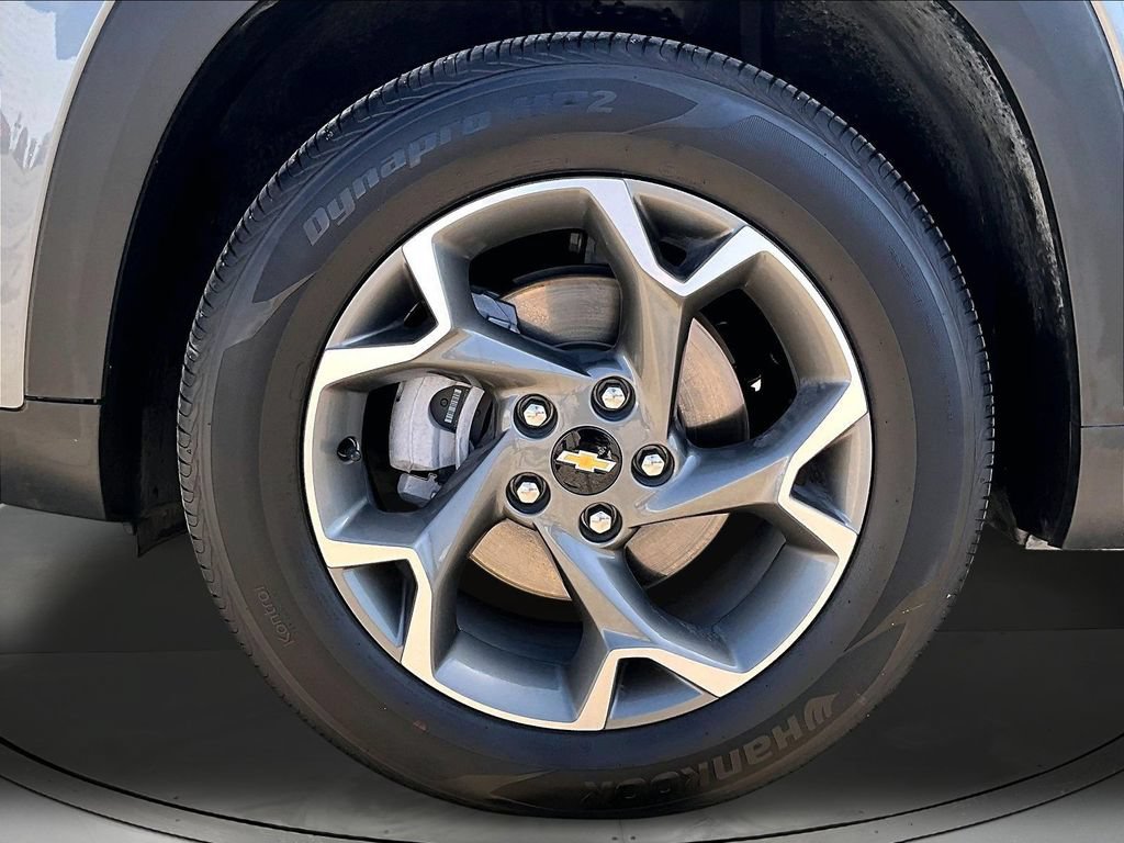 2025 Chevrolet Trax LT - Photo 34