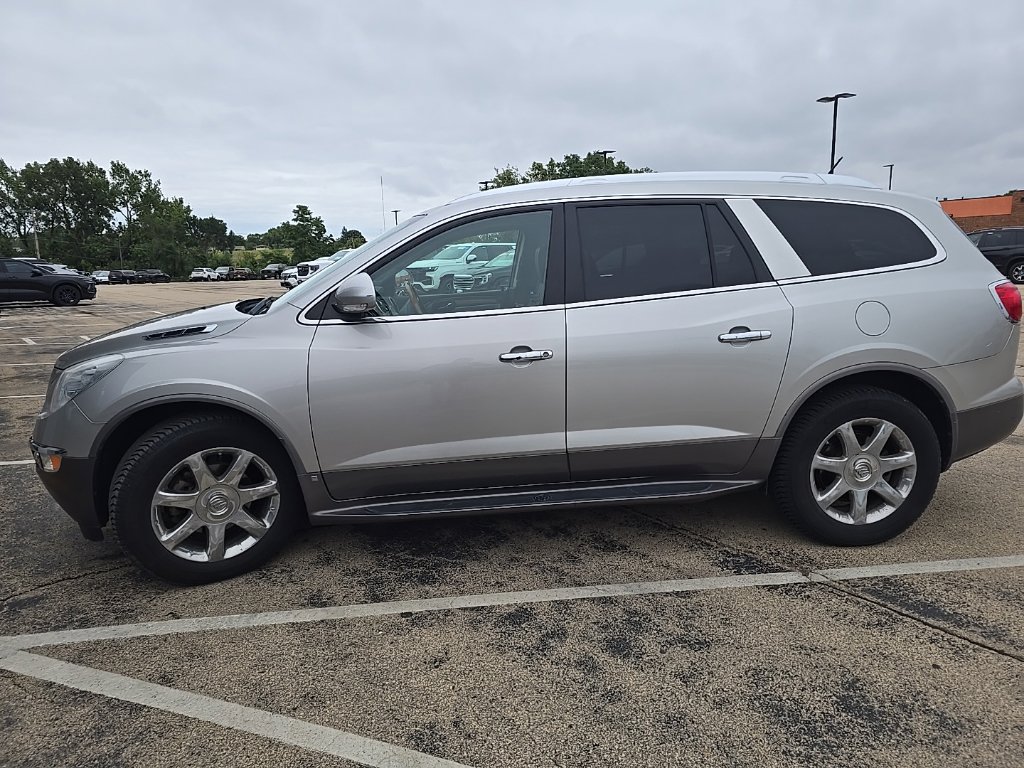 Used 2008 Buick Enclave CXL with VIN 5GAEV23738J295520 for sale in Dubuque, IA