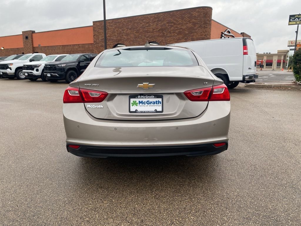 2024 Chevrolet Malibu 1LT photo 4