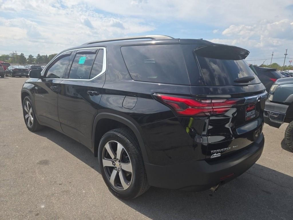 2023 Chevrolet Traverse Leather photo 3