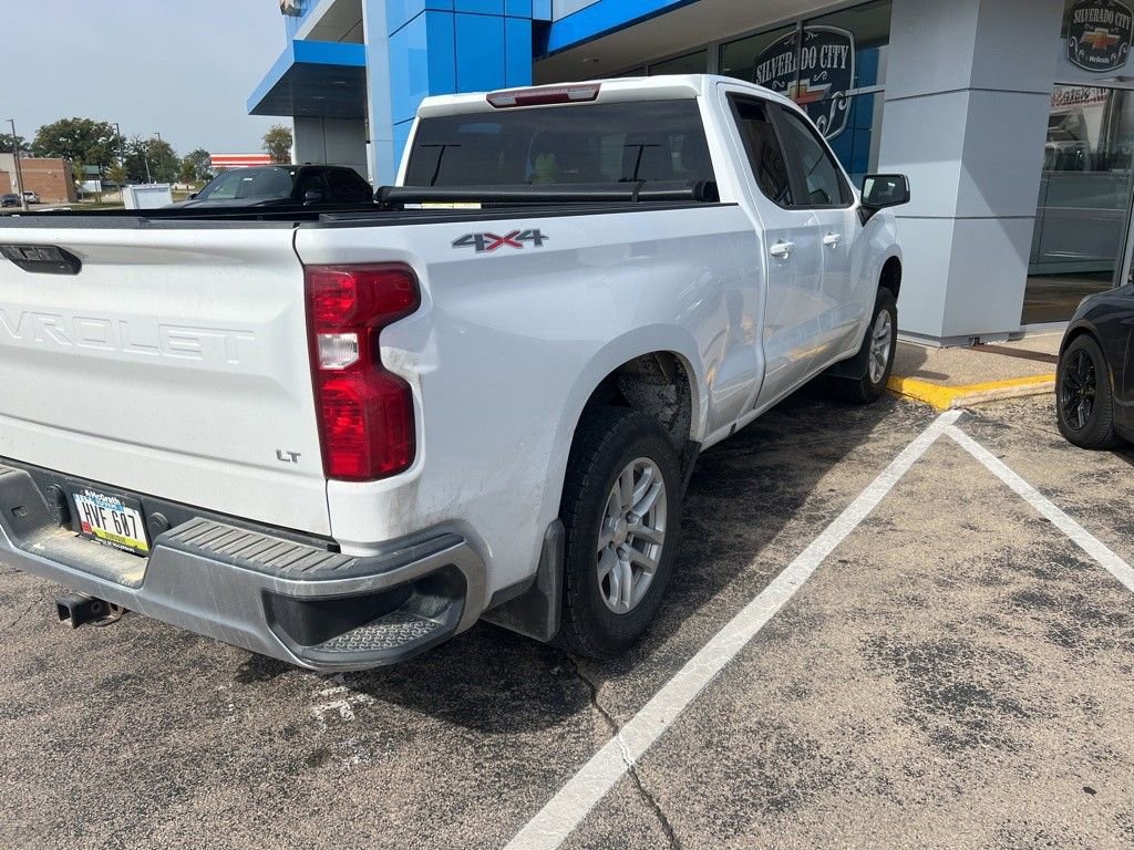 2019 Chevrolet Silverado 1500 LT photo 3