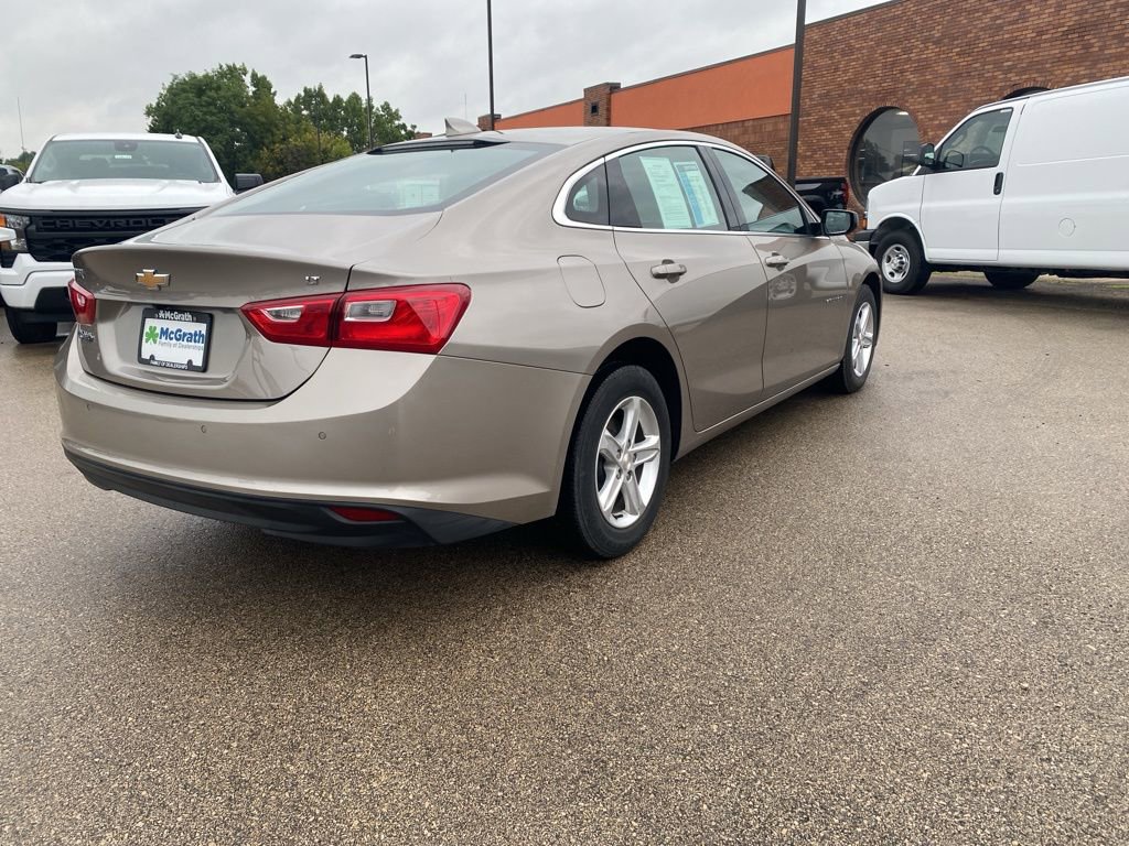 2024 Chevrolet Malibu 1LT photo 3