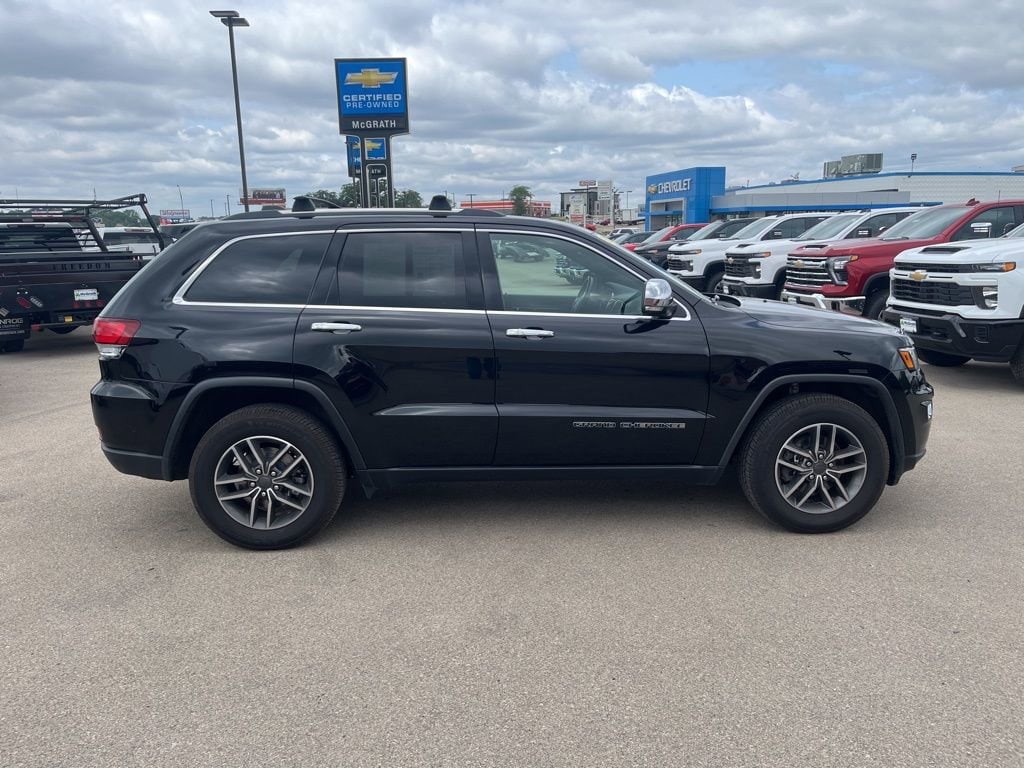 Used 2020 Jeep Grand Cherokee Limited with VIN 1C4RJFBGXLC226275 for sale in Dubuque, IA