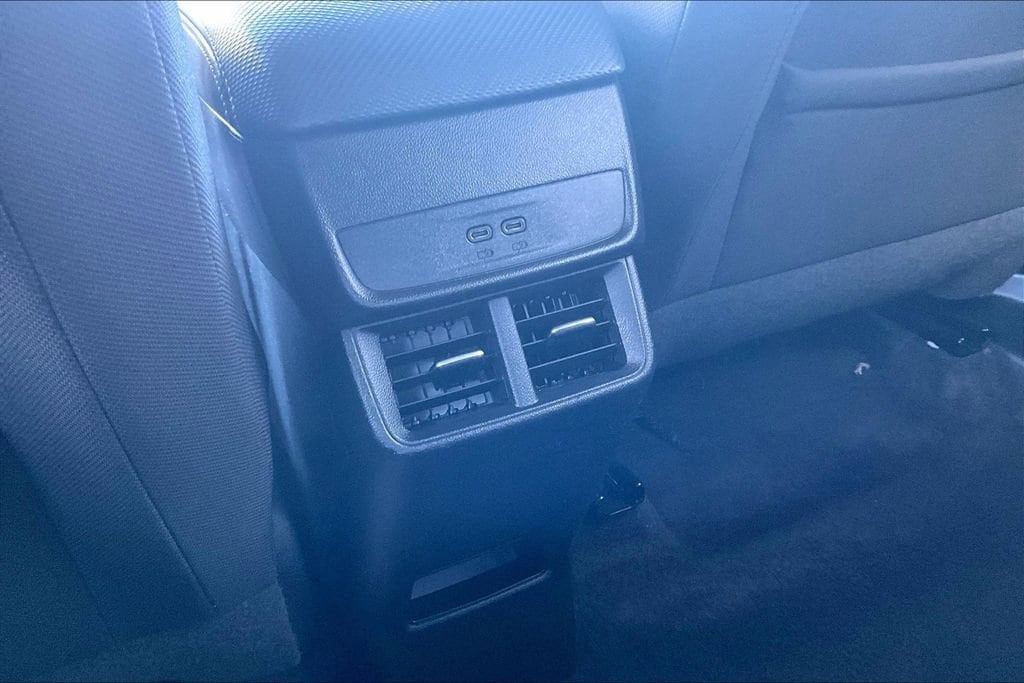 2025 Chevrolet Equinox LT - Photo 12