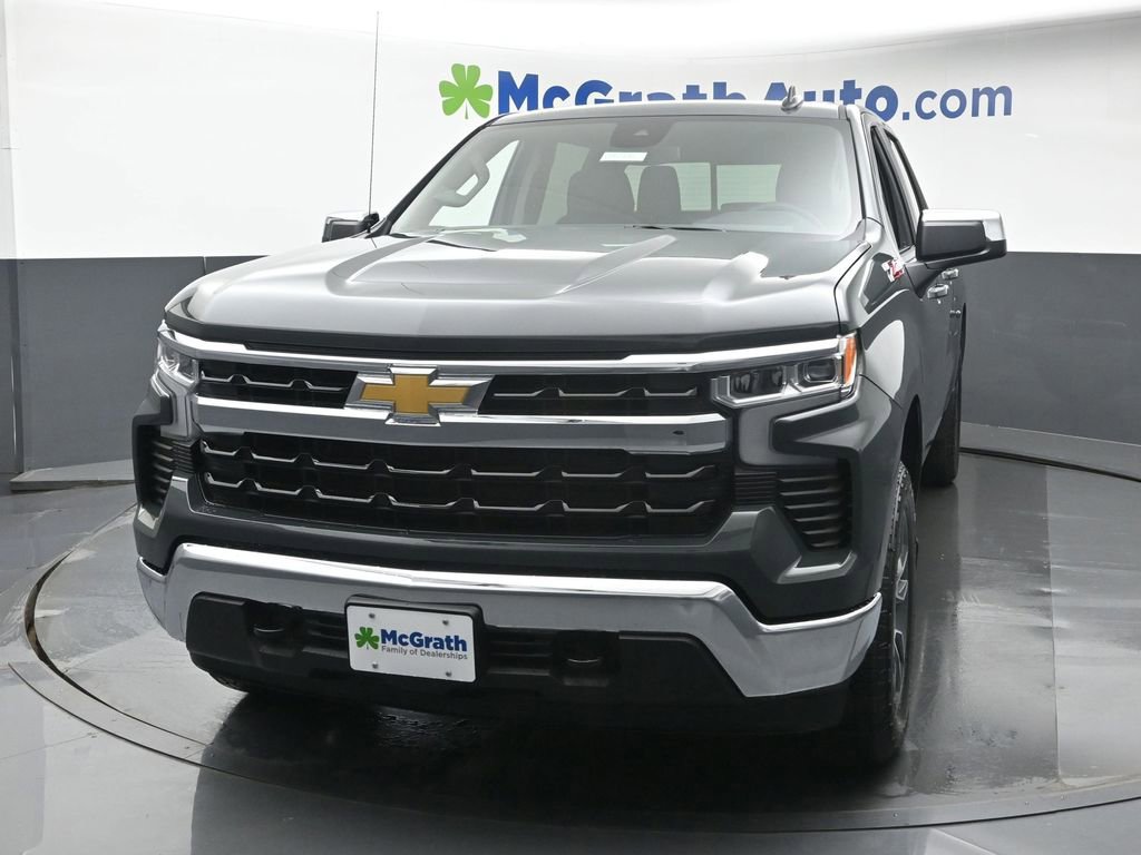 2026 Chevrolet Silverado 1500 LT photo 4
