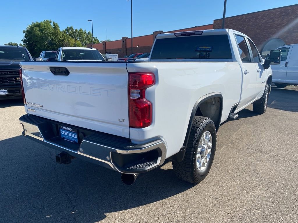 2024 Chevrolet Silverado 3500HD LT photo 3
