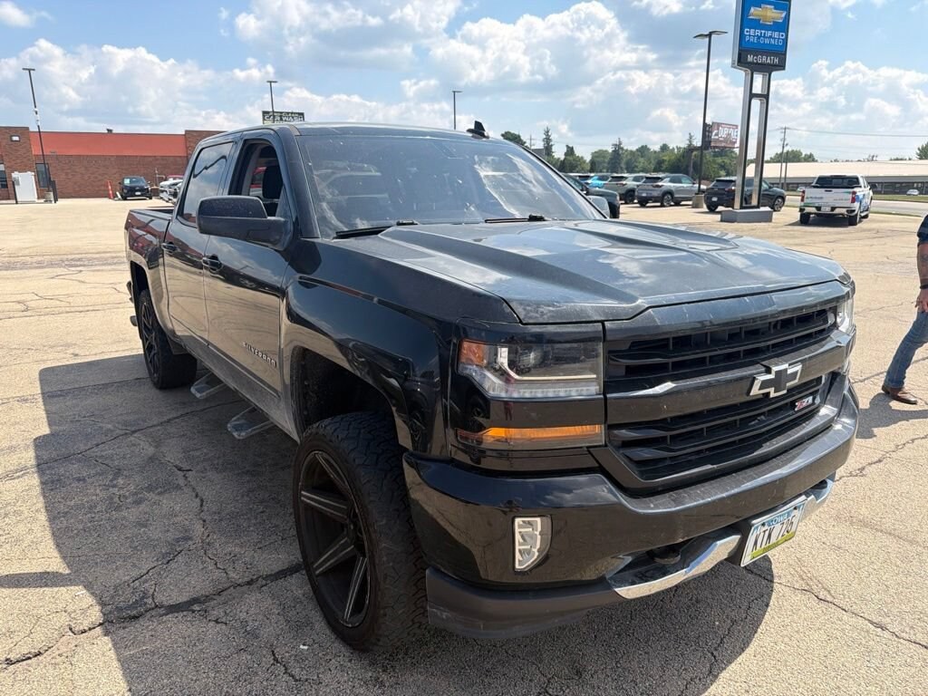Used 2017 Chevrolet Silverado 1500 LT Truck Crew Cab