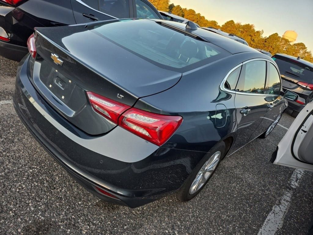 2021 Chevrolet Malibu 1LT photo 4