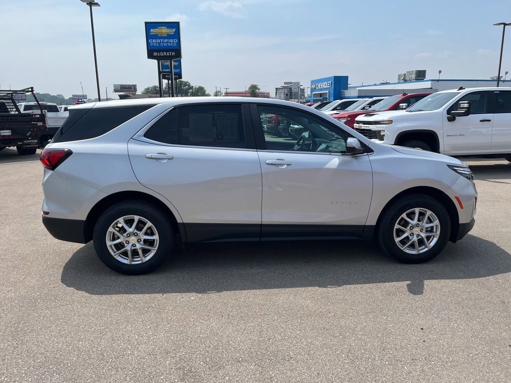 Certified 2022 Chevrolet Equinox LT with VIN 3GNAXUEV0NL122578 for sale in Dubuque, IA