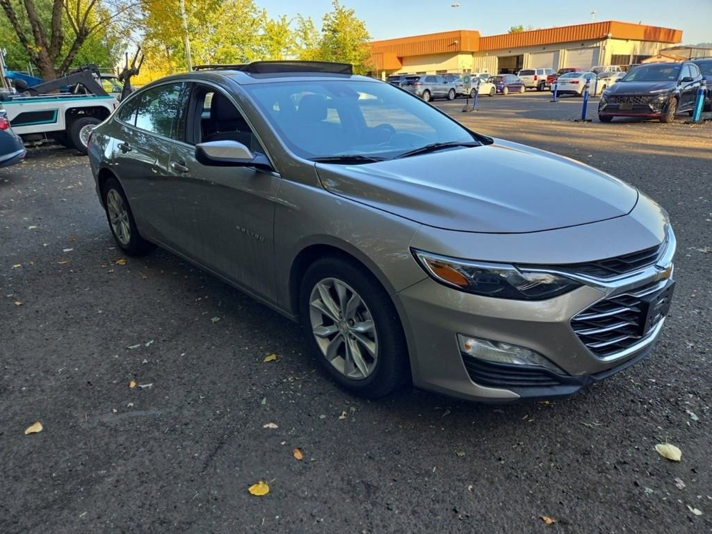 2024 Chevrolet Malibu 1LT photo 3