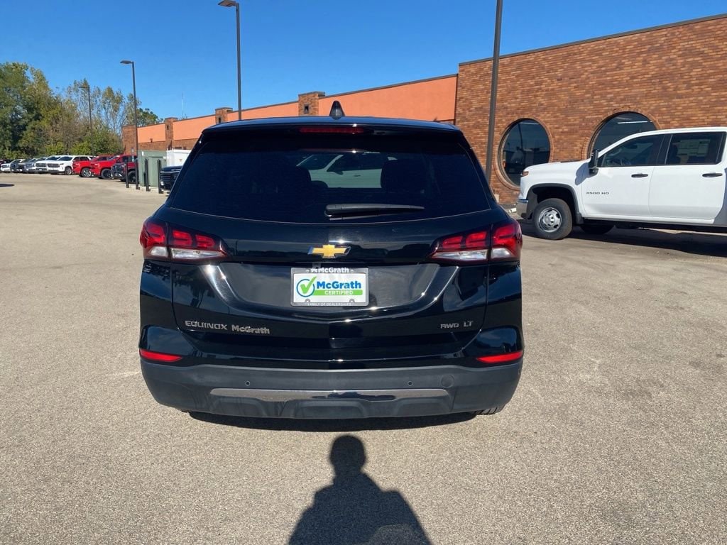 2024 Chevrolet Equinox LT photo 3
