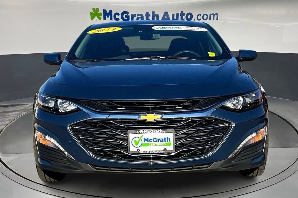 2024 Chevrolet Malibu 1LT photo 2