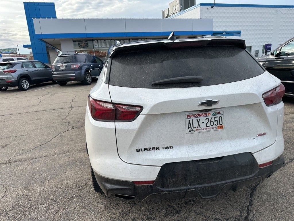 2022 Chevrolet Blazer RS photo 2