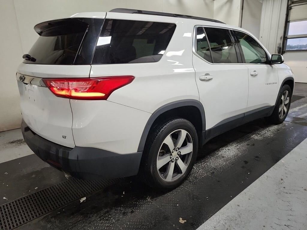 Used 2021 Chevrolet Traverse LT Leather SUV