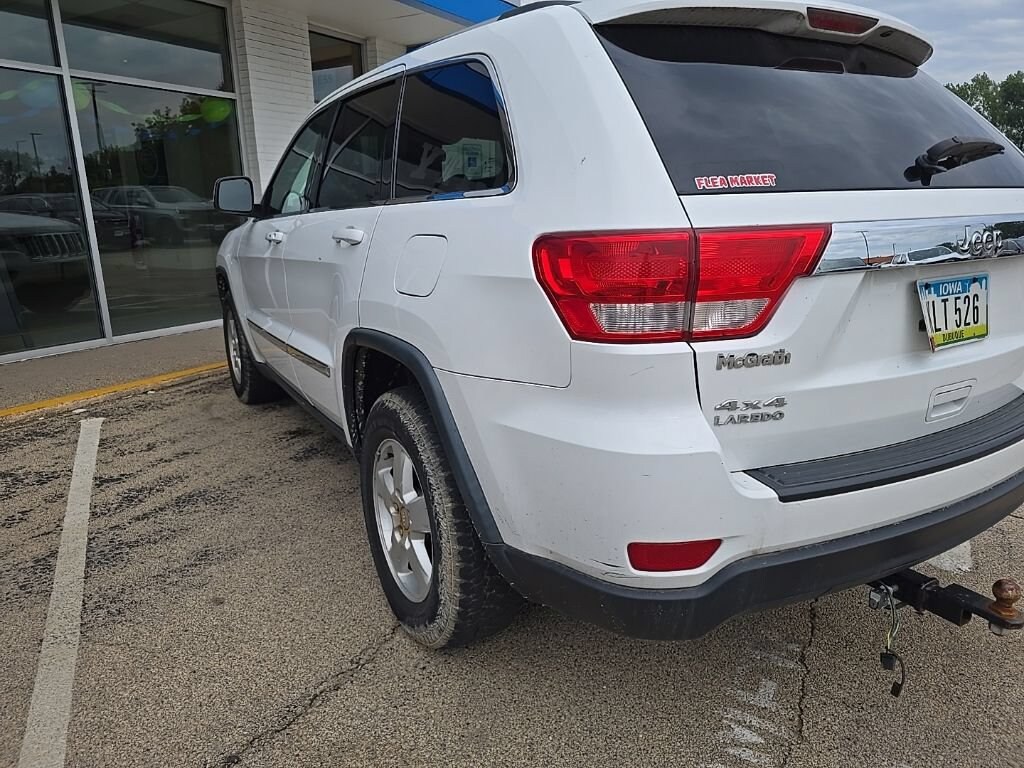 Used 2013 Jeep Grand Cherokee Laredo SUV