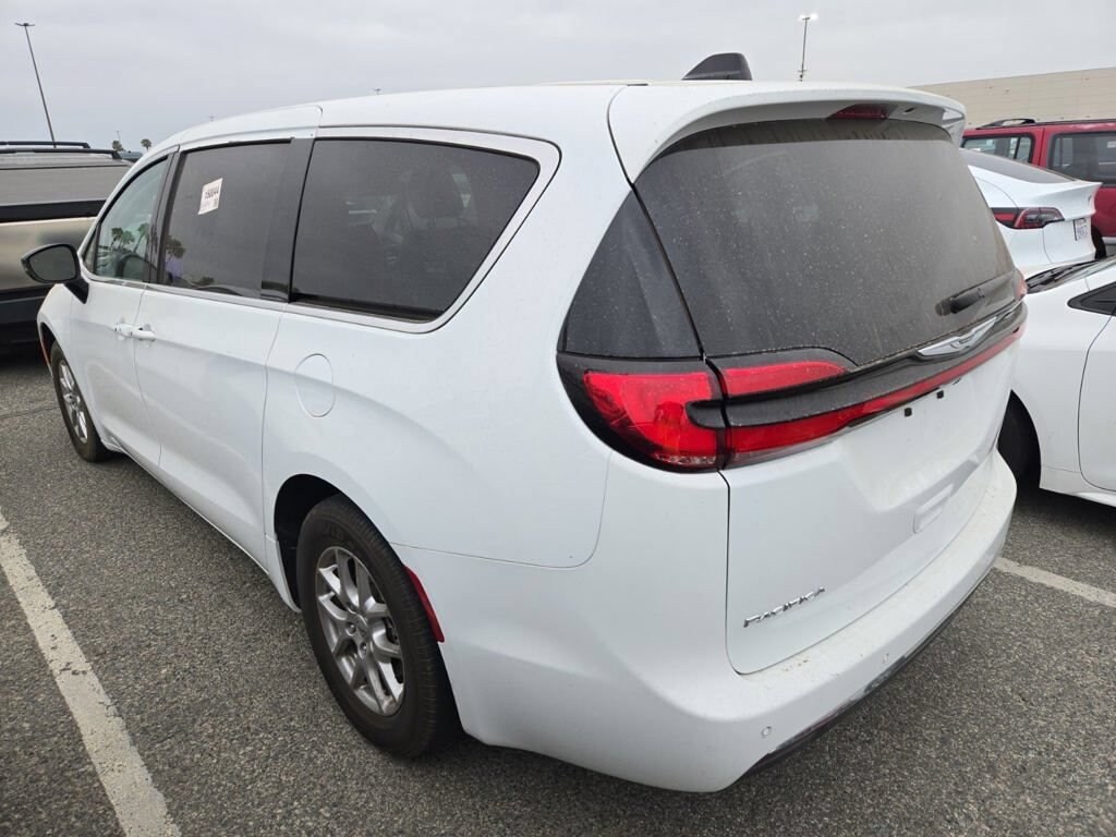 Used 2024 Chrysler Pacifica Touring L Van Passenger Van