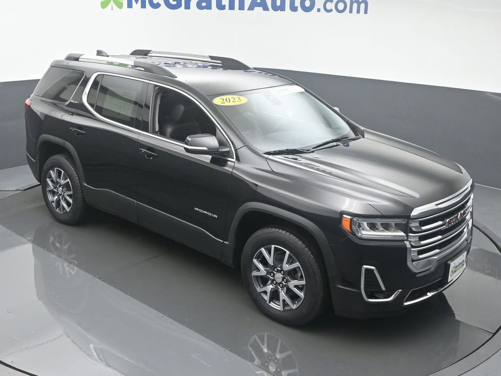 2023 Gmc Acadia SLT photo 2