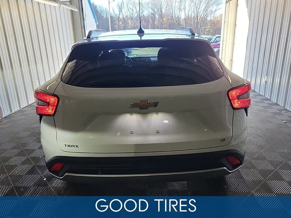 Used 2024 Chevrolet Trax LT SUV