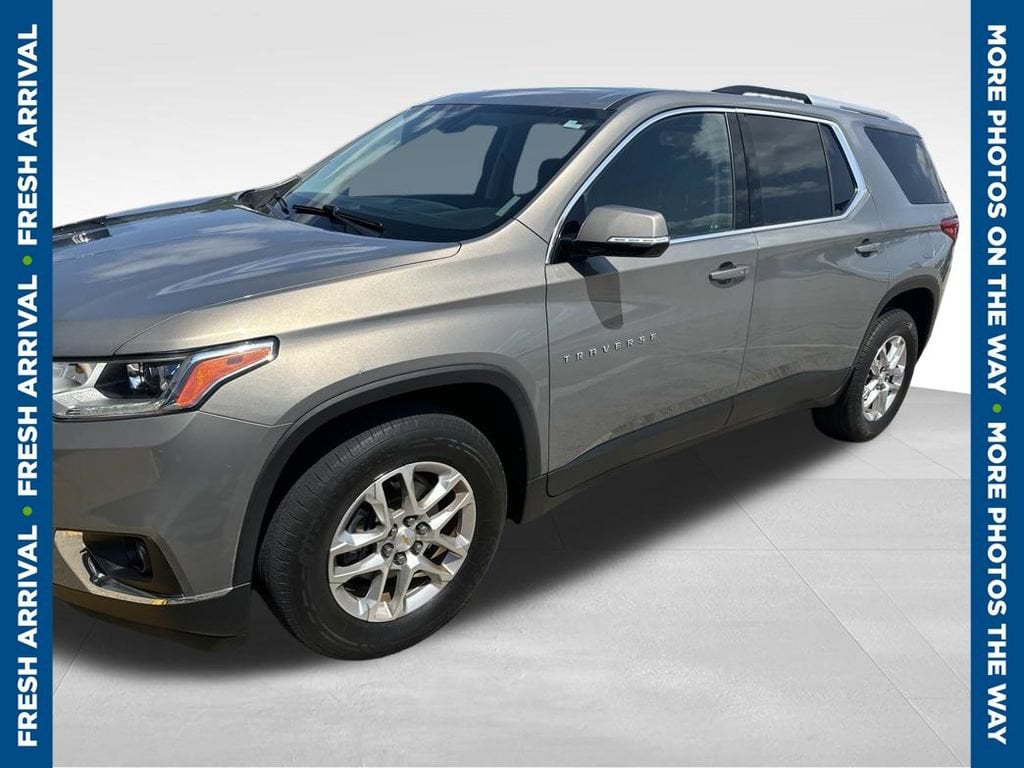 Used 2018 Chevrolet Traverse LT Cloth SUV
