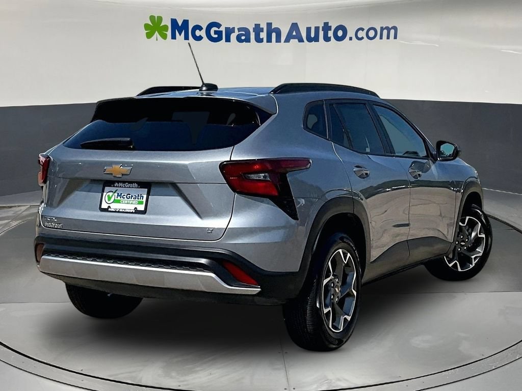 2025 Chevrolet Trax LT - Photo 7