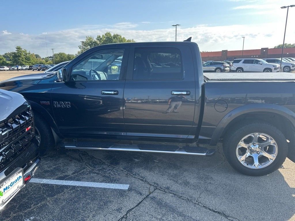 2015 Ram 1500 Laramie photo 2