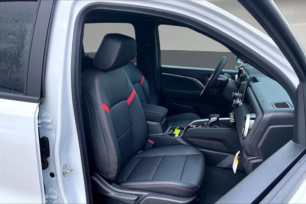 2026 Chevrolet Colorado Z71 - Photo 14