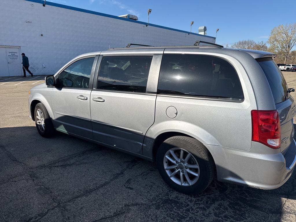 2014 Dodge Grand Caravan SXT photo 3