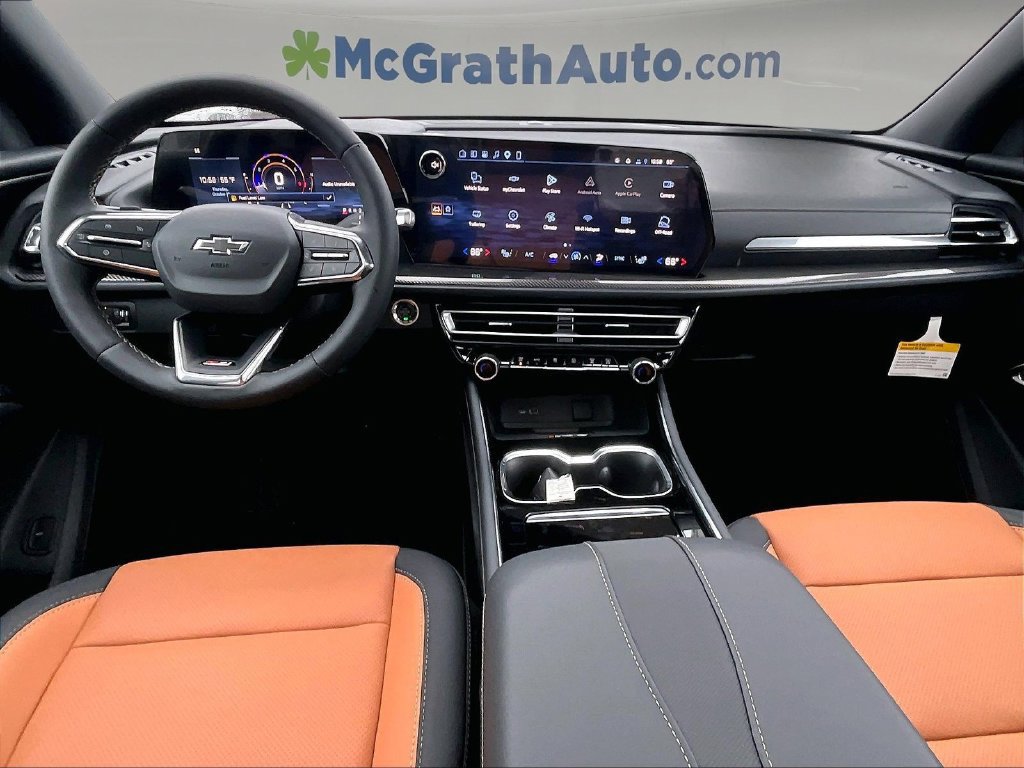 2027 Chevrolet Traverse Z71 - Photo 9