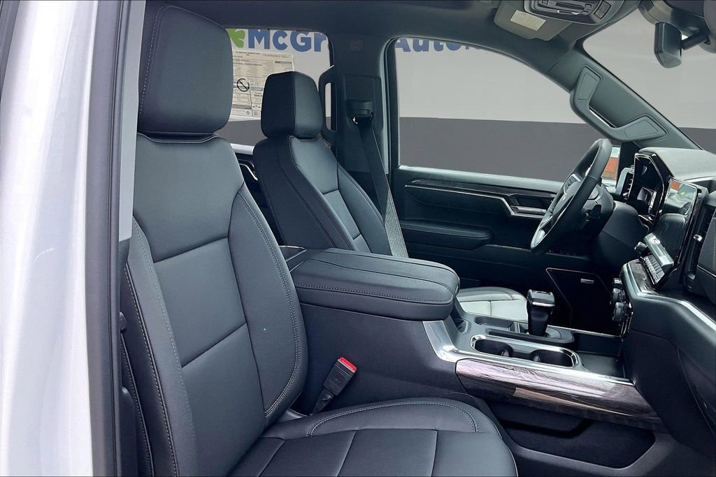 2026 Chevrolet Silverado 1500 LTZ - Photo 14