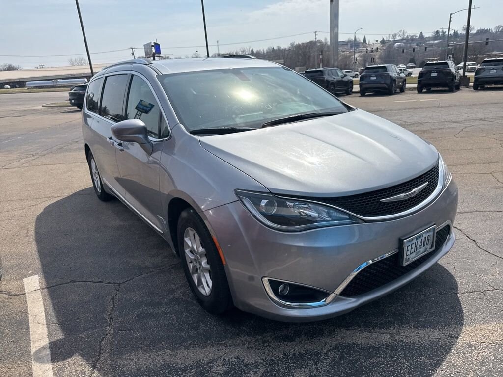Used 2020 Chrysler Pacifica Touring L Van Passenger Van