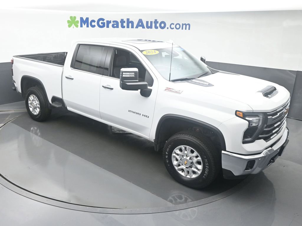 2024 Chevrolet Silverado 2500HD LTZ photo 2
