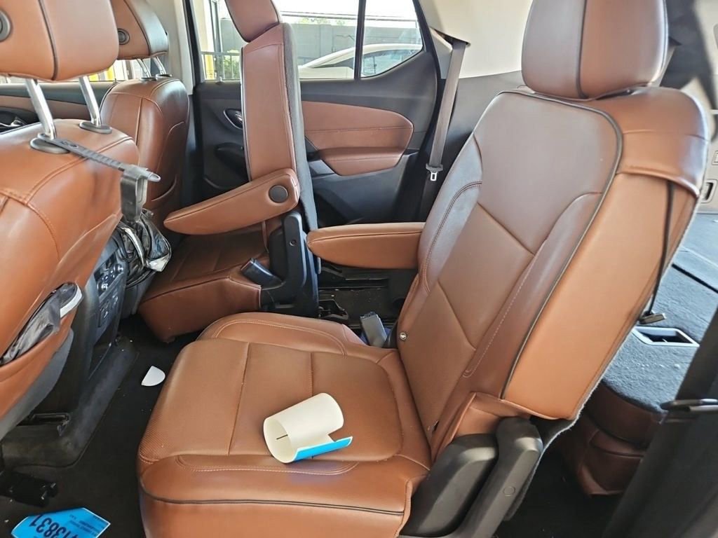 2019 Chevrolet Traverse High Country photo 3
