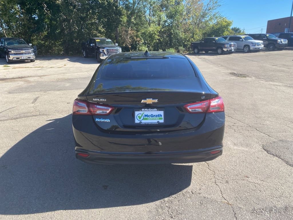 2022 Chevrolet Malibu 1LT photo 3