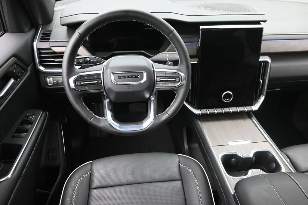 2026 GMC Acadia Denali - Photo 15