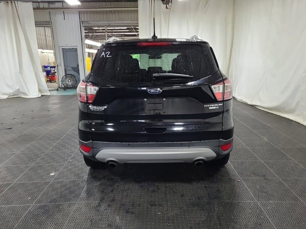 2018 Ford Escape Titanium photo 3